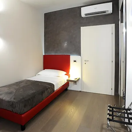 Opera Bed & Breakfast *
